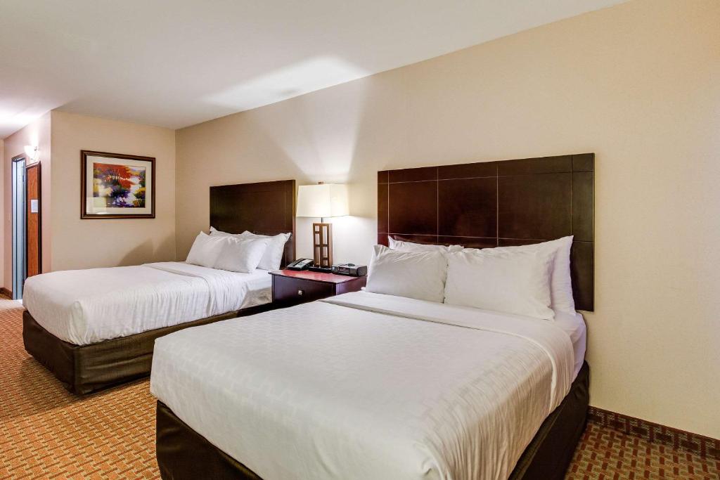 Clarion Hotel Convention Center image 12